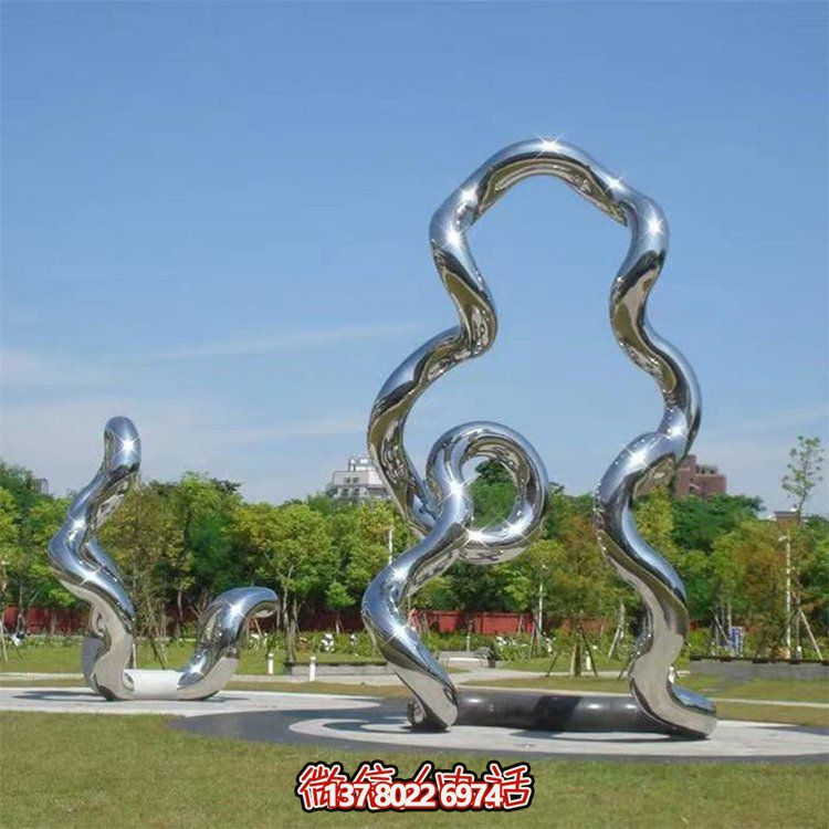 大型不銹鋼異形擺件，為公園綠地增色