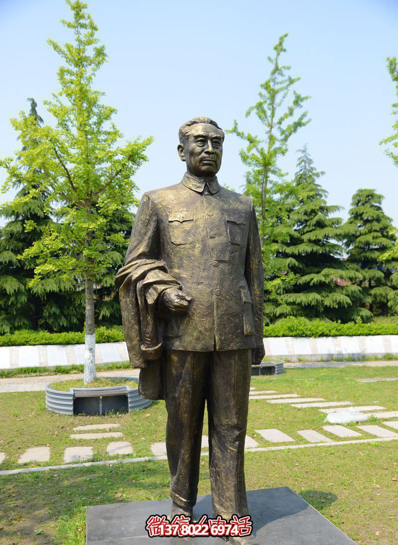 紀(jì)念周恩來(lái)偉人雕塑，緬懷歷史，見證輝煌