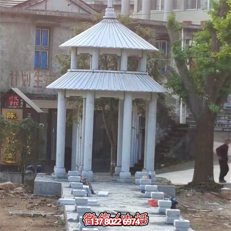 精美大理石雕刻二層涼亭，為農(nóng)村文化廣場(chǎng)添彩