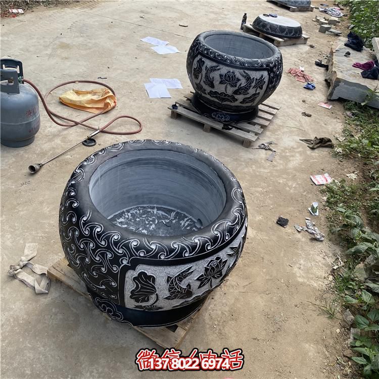 精美大理石養(yǎng)魚水缸，為您的景點增添美感