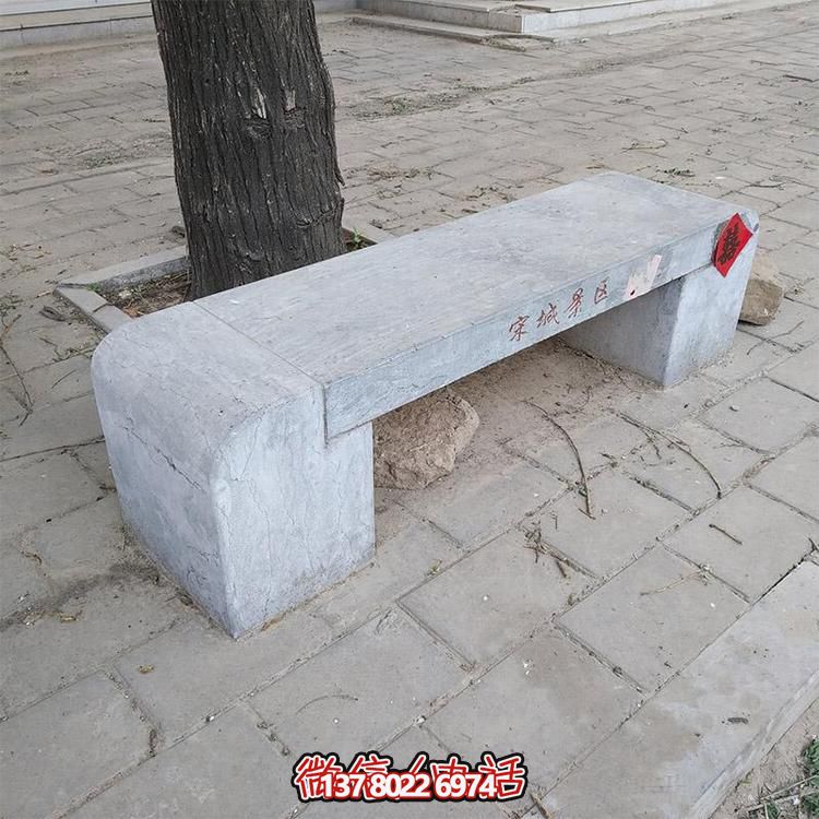 青石雕刻石凳，讓你盡情休閑