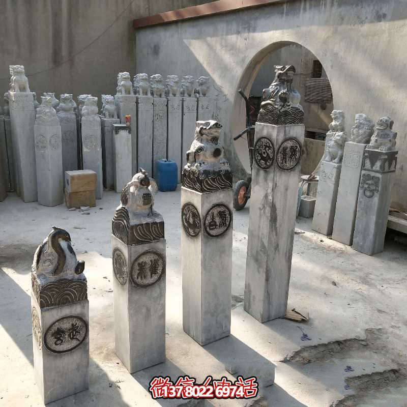四神馬柱拴，融匯大理石精致雕塑，為園林景觀裝點(diǎn)增添濃濃韻味