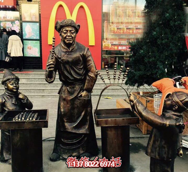 精美銅雕糖葫蘆，給您獨特的步行街體驗