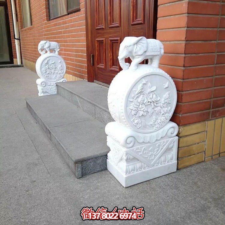 浪漫經(jīng)典，精致雕刻吉祥小象抱鼓石