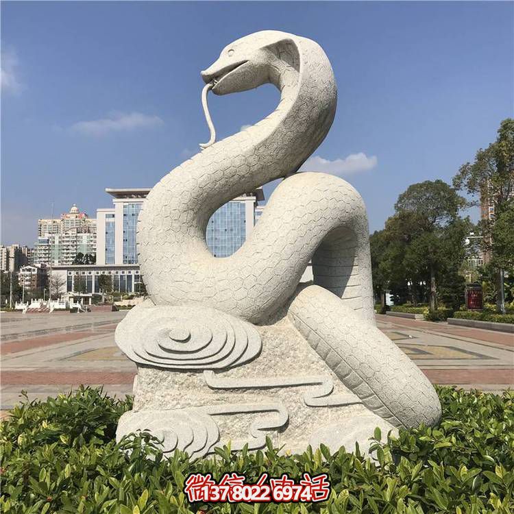 傳統(tǒng)風(fēng)格大理石蛇雕塑，擺放于廣場，給您帶來完美視覺享受
