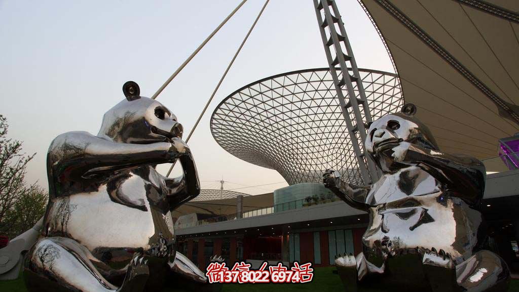 不銹鋼卡通熊貓雕塑，為動物園擺放鏡面裝飾
