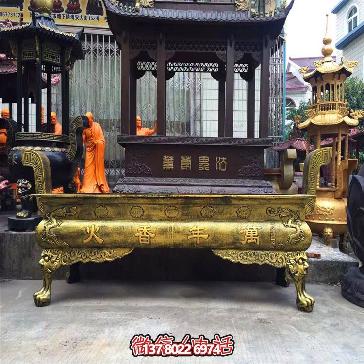 大型純銅鎏金香爐雕塑，為景觀寺廟增添靈性美感