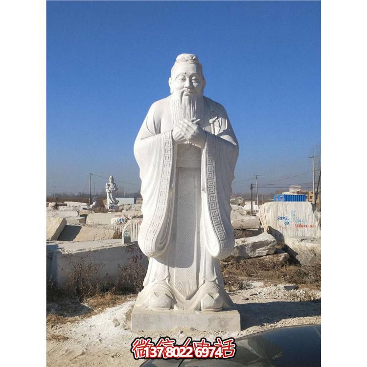 校園大理石雕像，傳承孔子思想