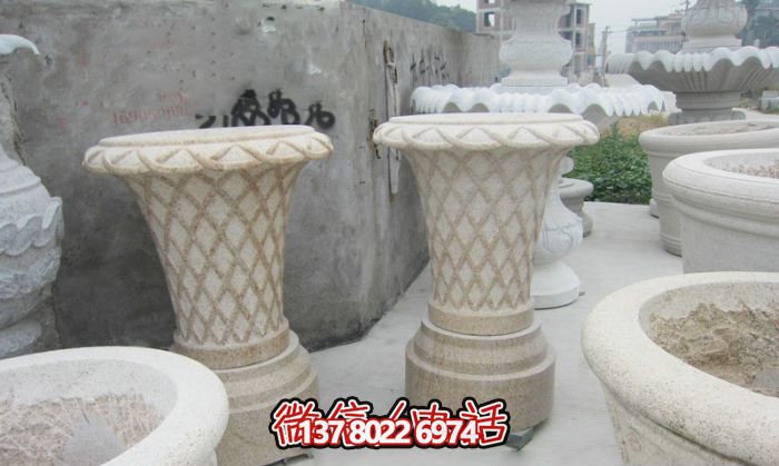 聚焦傳統(tǒng)文化，打造完美的自然景觀——大理石花籃花盆雕塑系列