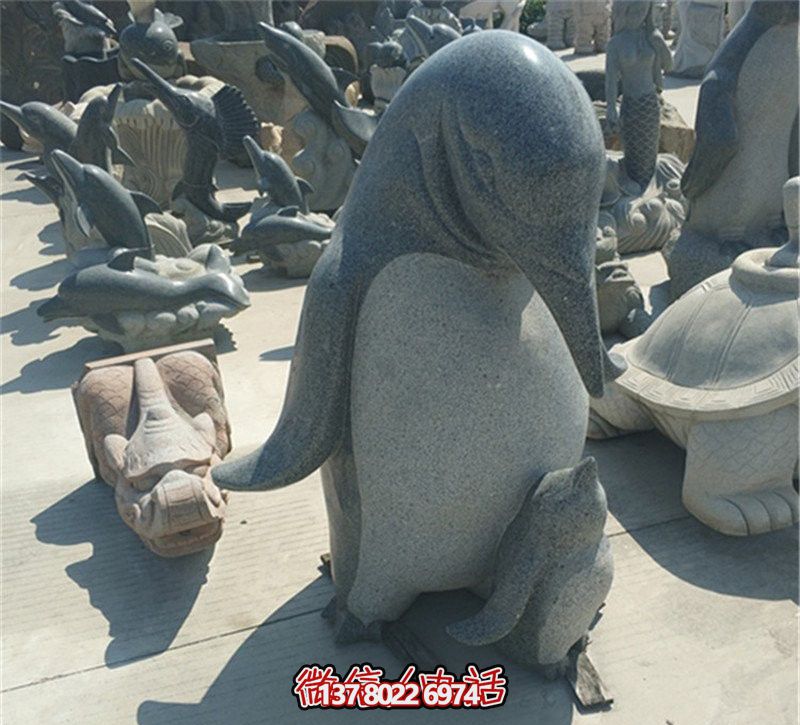 企鵝雕塑，讓公園更加精彩