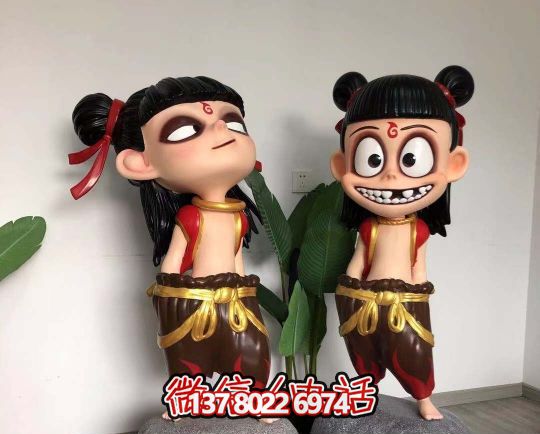 玻璃鋼哪吒雕塑精美彩繪，給景區(qū)園林增色不少