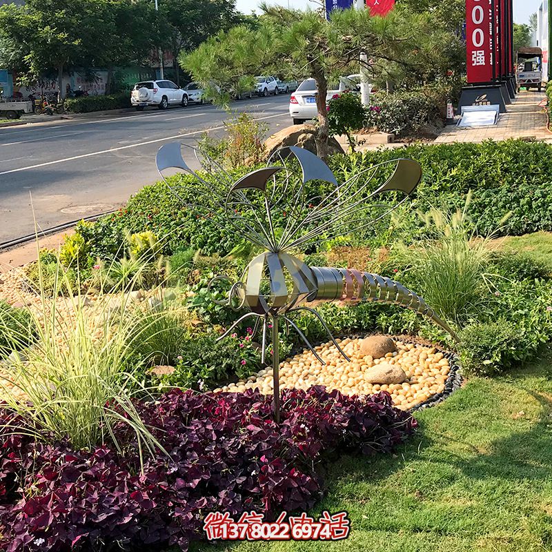 不銹鋼雕塑蜻蜓——點(diǎn)綴校園景觀 不銹鋼雕塑蜻蜓——點(diǎn)綴校園景觀