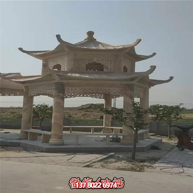 雙層紅雕涼亭，觀(guān)賞絕美晚霞，享受乘涼樂(lè)趣