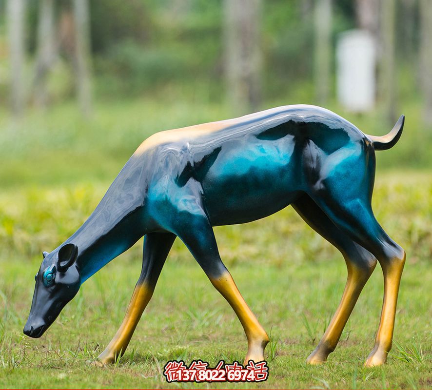 玻璃鋼彩繪梅花鹿雕塑，裝點(diǎn)園林景觀(guān)