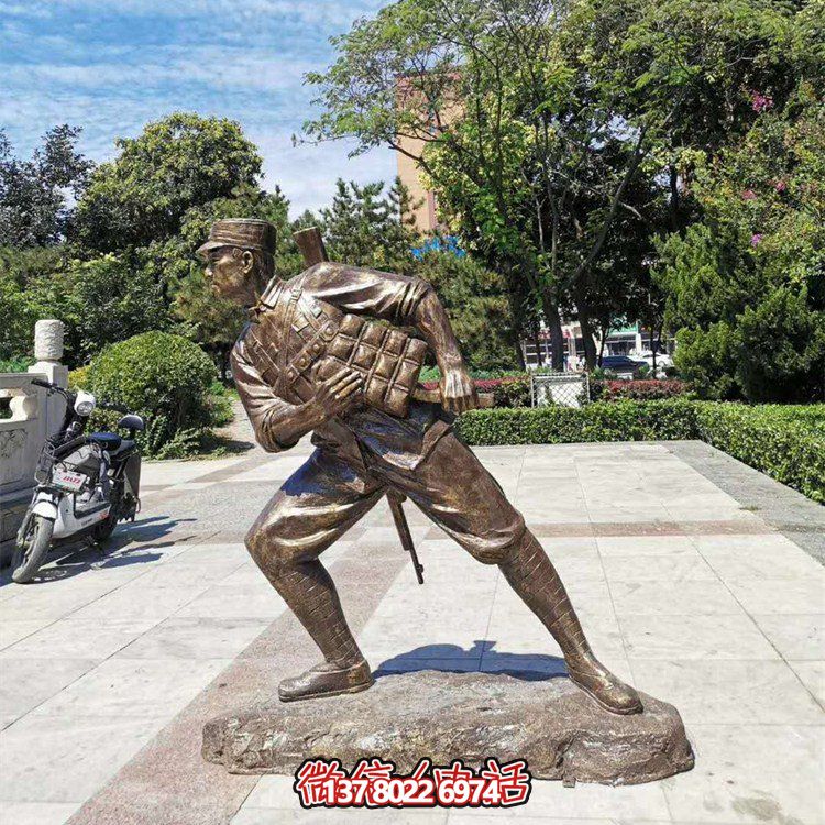 沖鋒，仿銅戰(zhàn)士雕塑——玻璃鋼的藝術(shù)之作