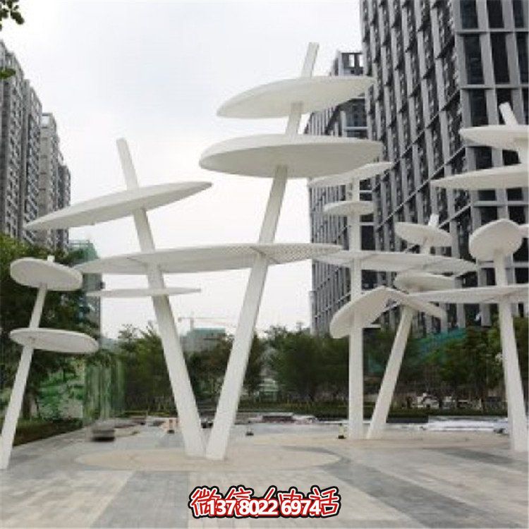 精美不銹鋼雕塑，點綴大型房地產(chǎn)廣場城市園林景觀