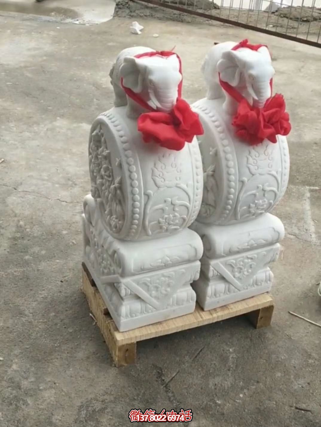 漢白玉吉祥小象雕塑，石門口擺放門墩