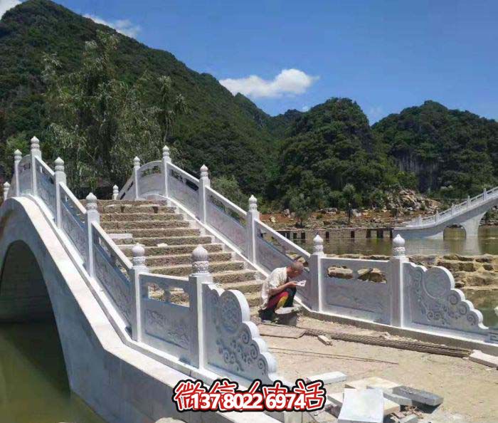 石拱橋，精美漢白玉欄桿，美景美景