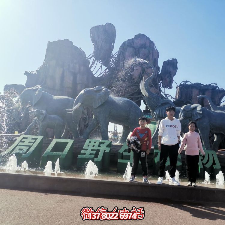 美麗的戶外玻璃鋼雕塑，引領(lǐng)景觀主題