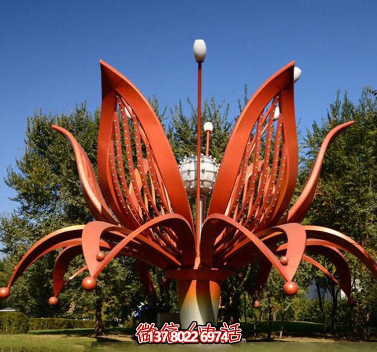 不銹鋼雕塑——綻放紅色花朵，為公園增添美麗