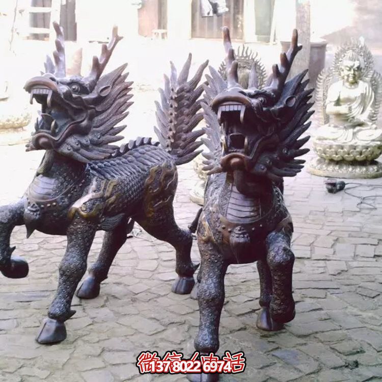 不銹鋼雕塑——精美的麒麟，奔跑、吼叫的象征