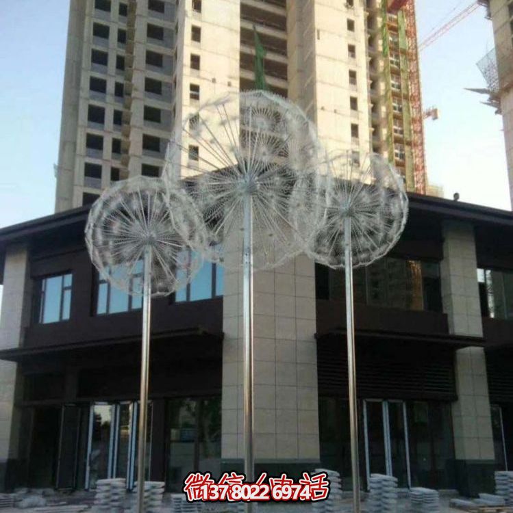 不銹鋼植物景觀雕塑，點(diǎn)綴商業(yè)酒店