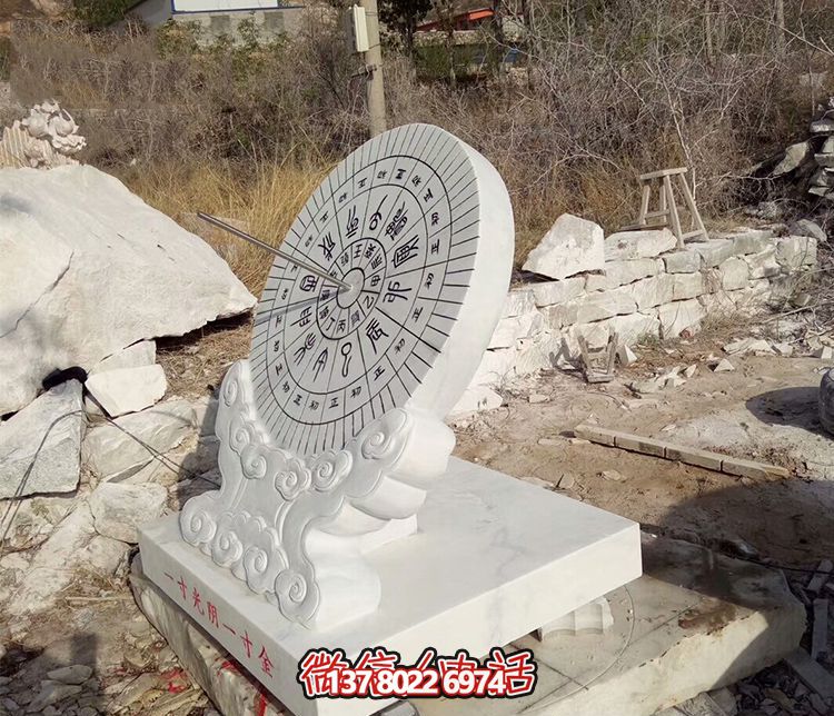 精致日晷雕塑，為你的戶(hù)外景區(qū)帶來(lái)創(chuàng)意石雕裝飾