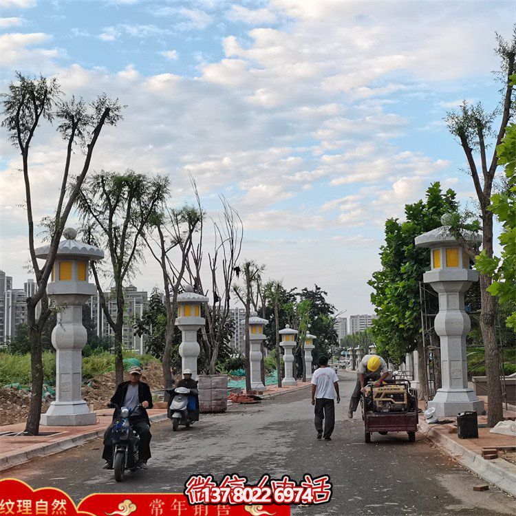 精美絕倫的大型石雕燈籠，專為園林路燈定制