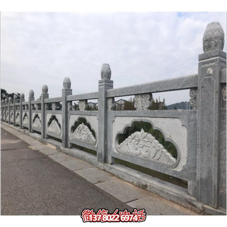 精致青石石雕欄桿，打造美麗公園景區(qū)