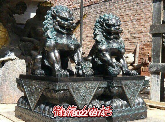 廣場景區(qū)創(chuàng)意不銹鋼仿銅創(chuàng)意一對(duì)獅子雕塑 廣場景區(qū)創(chuàng)意不銹鋼仿銅創(chuàng)意一對(duì)獅子雕塑