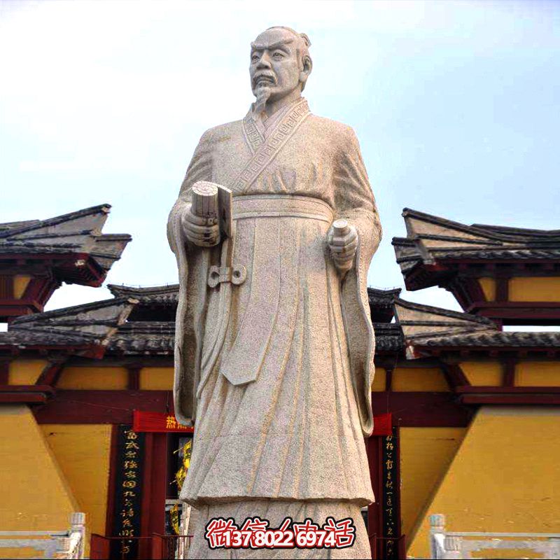 廣場學?；▓@砂巖石戰(zhàn)國時期思想家孟子雕塑像