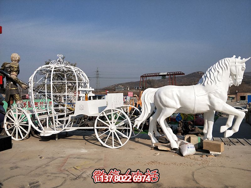 游樂(lè)場(chǎng)公園不銹鋼創(chuàng)意馬車(chē)雕塑 游樂(lè)場(chǎng)公園不銹鋼創(chuàng)意馬車(chē)雕塑
